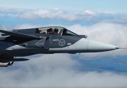 ក្តៅៗ ស៊ុយអែតព្រមលក់ Gripen ថ្មីឱ្យថៃជាផ្លូវការ ៤គ្រឿងដំបូង៦០០លានដុល្លារ (មានវីដេអូ)