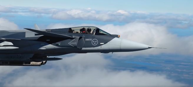 ក្តៅៗ ស៊ុយអែតព្រមលក់ Gripen ថ្មីឱ្យថៃជាផ្លូវការ ៤គ្រឿងដំបូង៦០០លានដុល្លារ (មានវីដេអូ)