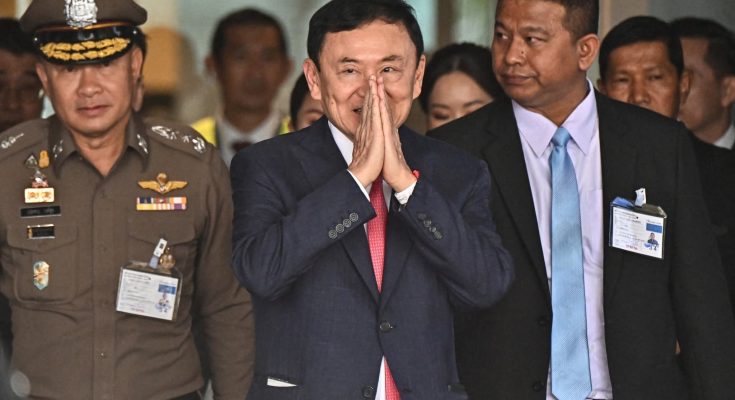 BREAKING: លោក ថាក់ស៊ីន ហោះទៅសិង្ហបុរីពិនិត្យសុខភាព ហើយសន្យាត្រឡប់មកវិញក្នុងរយៈពេល២ថ្ងៃ